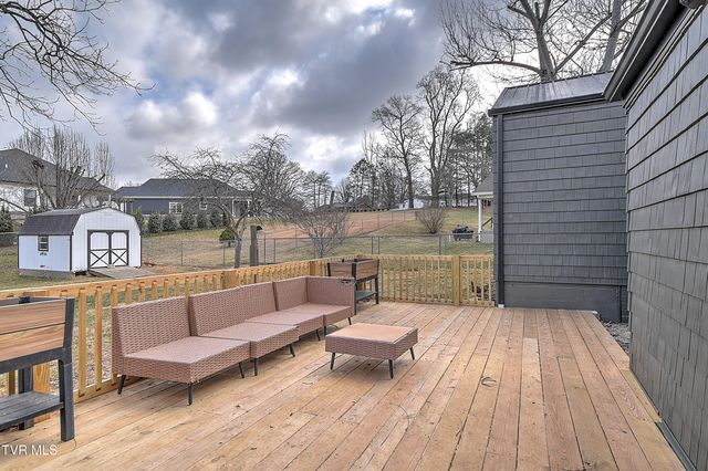 2302 Princeton Lane, Johnson City, TN 37601