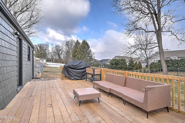 2302 Princeton Lane, Johnson City, TN 37601