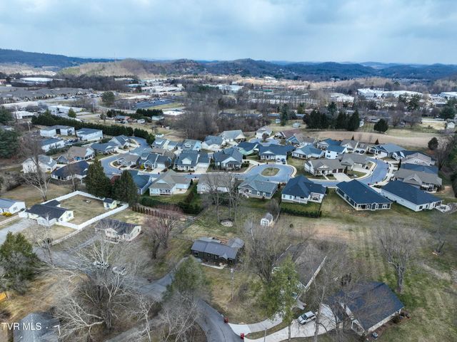 2302 Princeton Lane, Johnson City, TN 37601