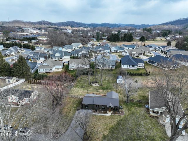 2302 Princeton Lane, Johnson City, TN 37601