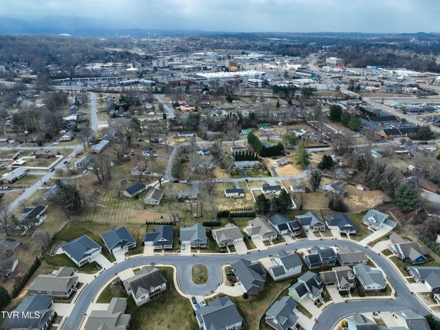 2302 Princeton Lane, Johnson City, TN 37601