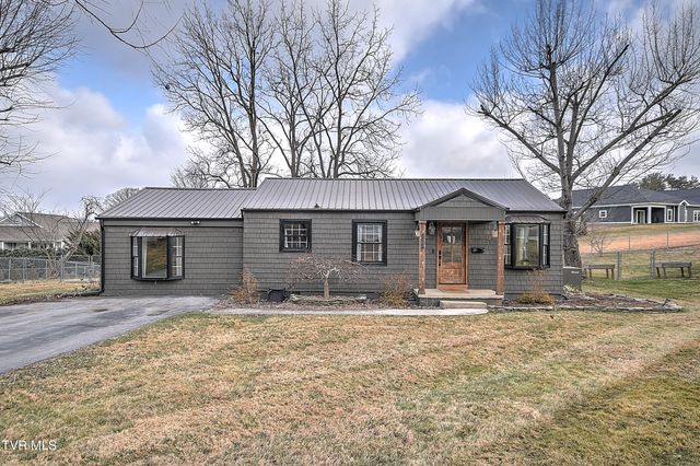 2302 Princeton Lane, Johnson City, TN 37601