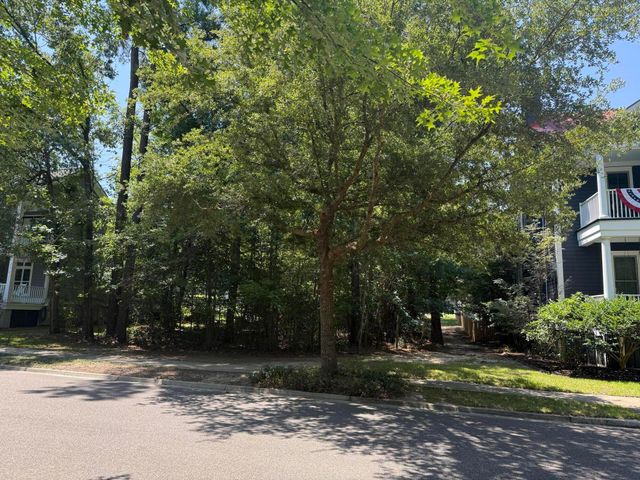 235 Lotz Drive, Summerville, SC 29483