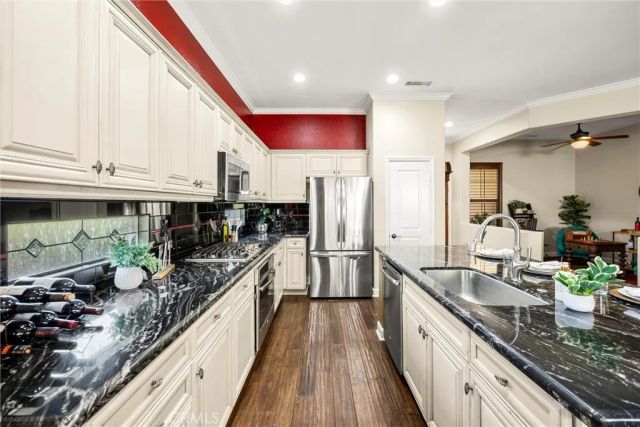 24195 Augusta Drive, Corona, CA 92883