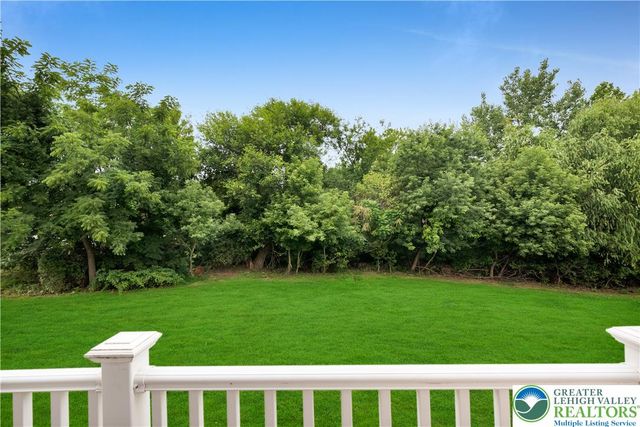 825 16th Avenue, Bethlehem City, PA 18018