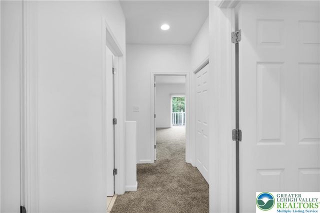 825 16th Avenue, Bethlehem City, PA 18018