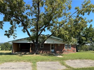 21703 Smokey Lane, Howe, OK 74940