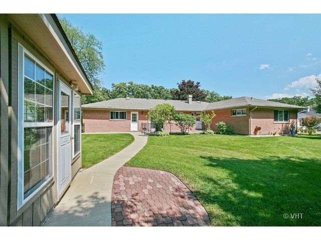 257 Vista Road, Lake Zurich, IL 60047