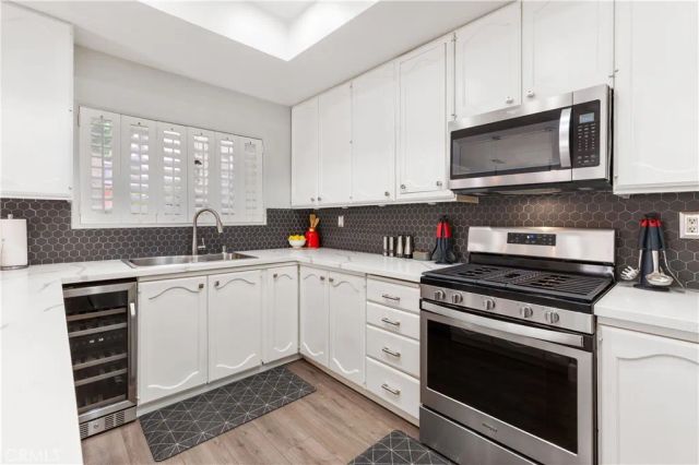 4015 N Virginia Rd 4, Long Beach, CA 90807