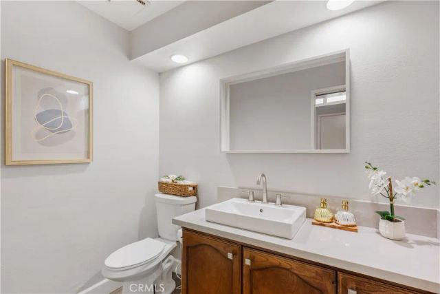 4015 N Virginia Rd 4, Long Beach, CA 90807