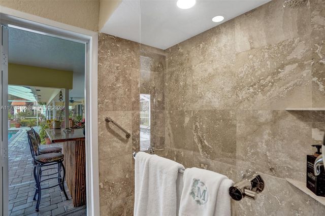 11181 NW 26th Dr, Coral Springs, FL 33065