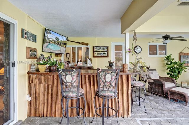 11181 NW 26th Dr, Coral Springs, FL 33065