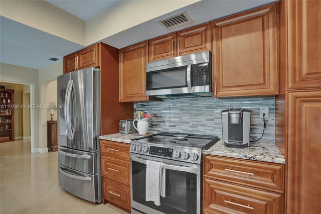 11181 NW 26th Dr, Coral Springs, FL 33065