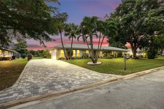 11181 NW 26th Dr, Coral Springs, FL 33065