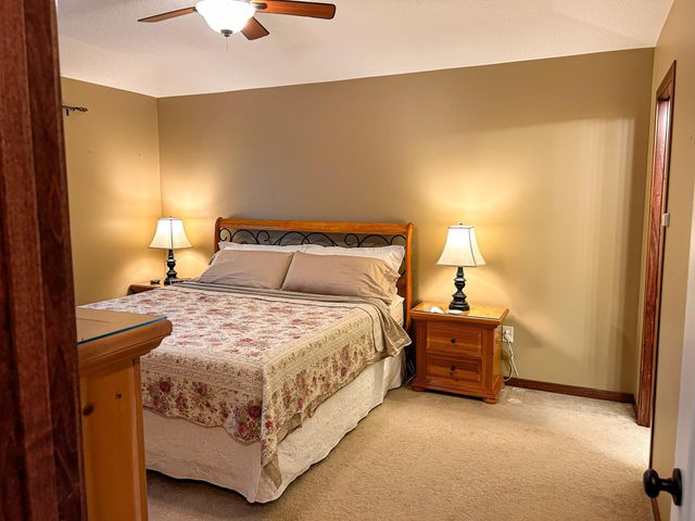 21215 Old Lake George Boulevard NW, Oak Grove, MN 55303