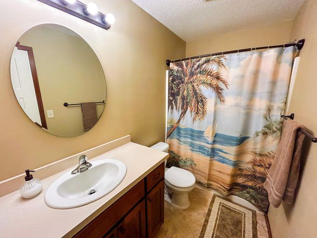 21215 Old Lake George Boulevard NW, Oak Grove, MN 55303