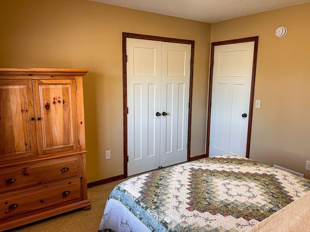 21215 Old Lake George Boulevard NW, Oak Grove, MN 55303