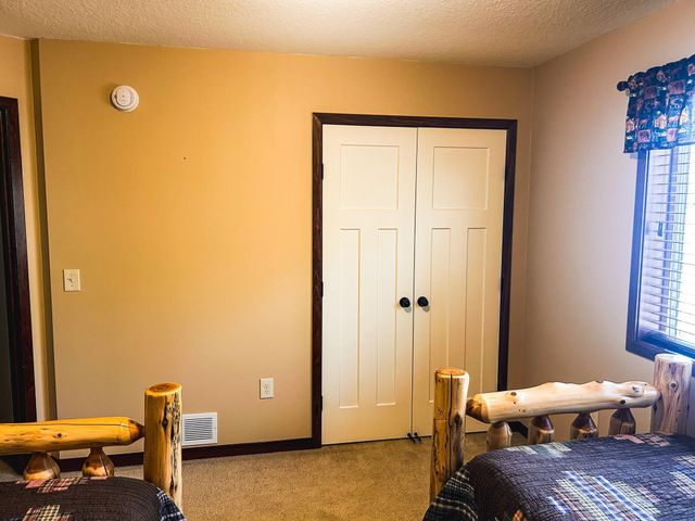 21215 Old Lake George Boulevard NW, Oak Grove, MN 55303