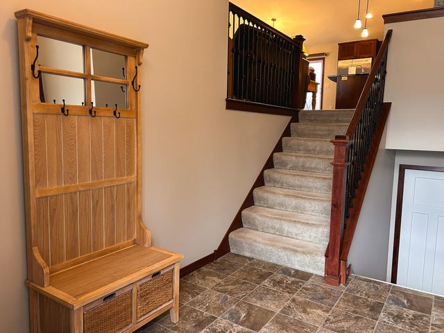 21215 Old Lake George Boulevard NW, Oak Grove, MN 55303