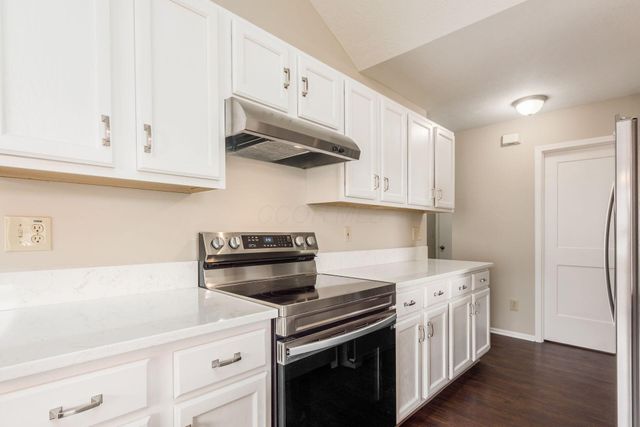 2464 Meadow Glade Drive, Hilliard, OH 43026