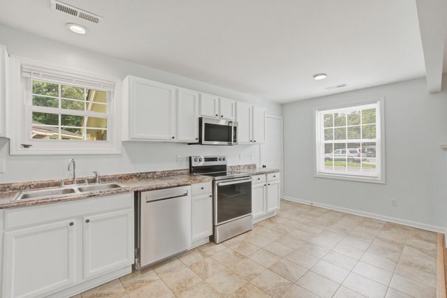 50 Elmwood Place, Goose Creek, SC 29445