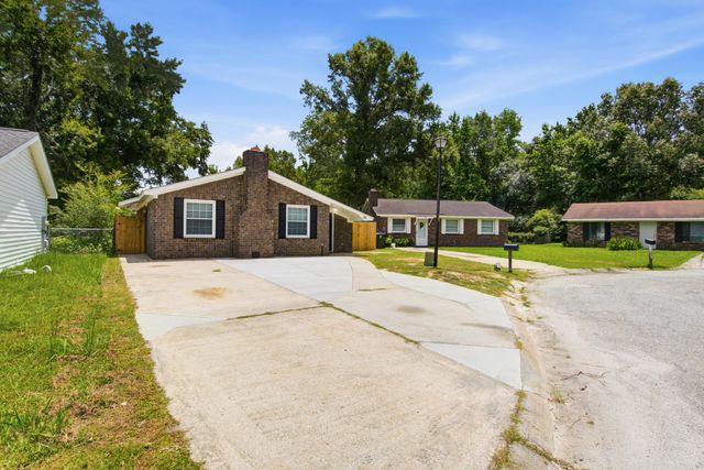 50 Elmwood Place, Goose Creek, SC 29445