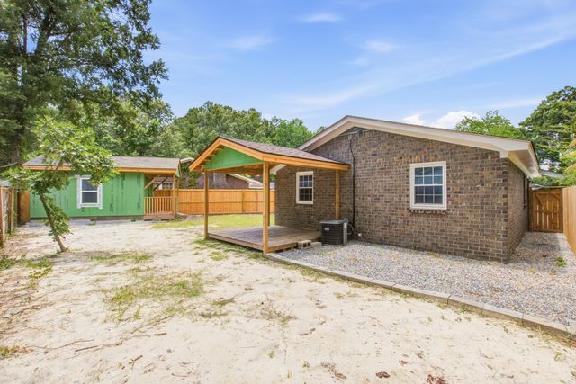 50 Elmwood Place, Goose Creek, SC 29445