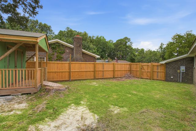 50 Elmwood Place, Goose Creek, SC 29445