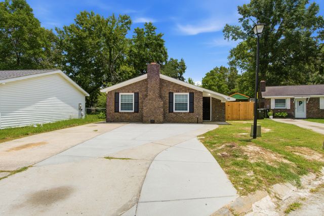 50 Elmwood Place, Goose Creek, SC 29445