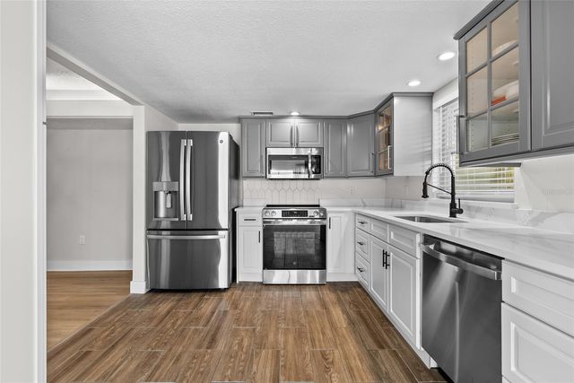 4780 COVE CIRCLE 101, St Petersburg, FL 33708