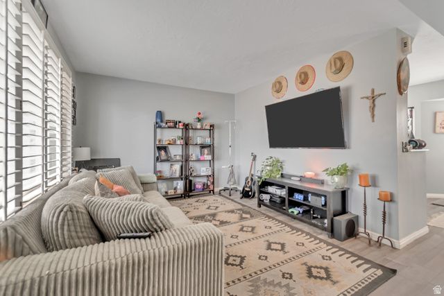 5818 S 3340 W, Salt Lake City, UT 84129