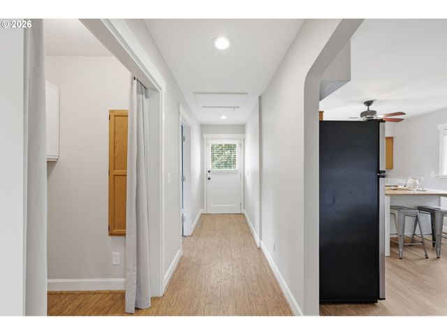 7660 Sw 74TH Ave, Portland, OR 97223