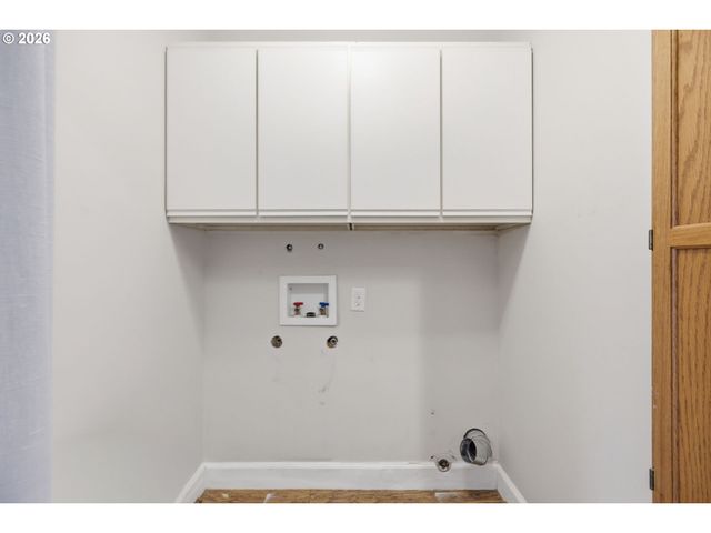 7660 Sw 74TH Ave, Portland, OR 97223