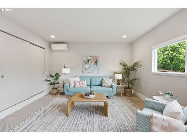 7660 Sw 74TH Ave, Portland, OR 97223