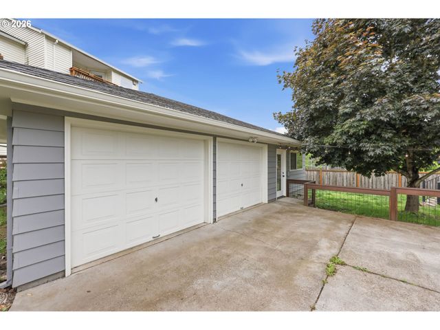 7660 Sw 74TH Ave, Portland, OR 97223