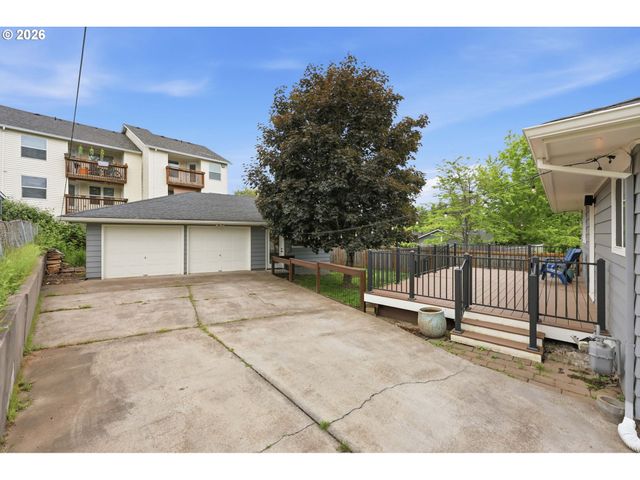 7660 Sw 74TH Ave, Portland, OR 97223