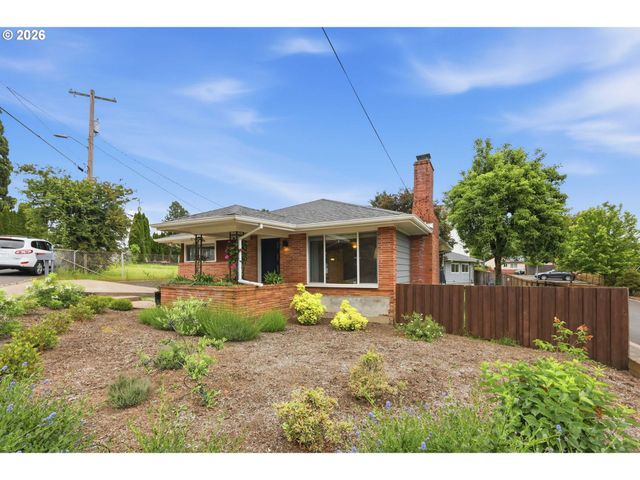 7660 Sw 74TH Ave, Portland, OR 97223