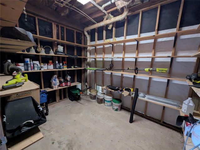 16716 Fletcher Christian Road, Jamaica Beach, TX 77554