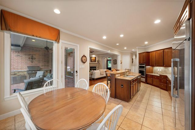 1911 Mountain Aspen Lane, Houston, TX 77345