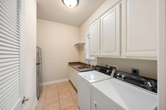 1911 Mountain Aspen Lane, Houston, TX 77345