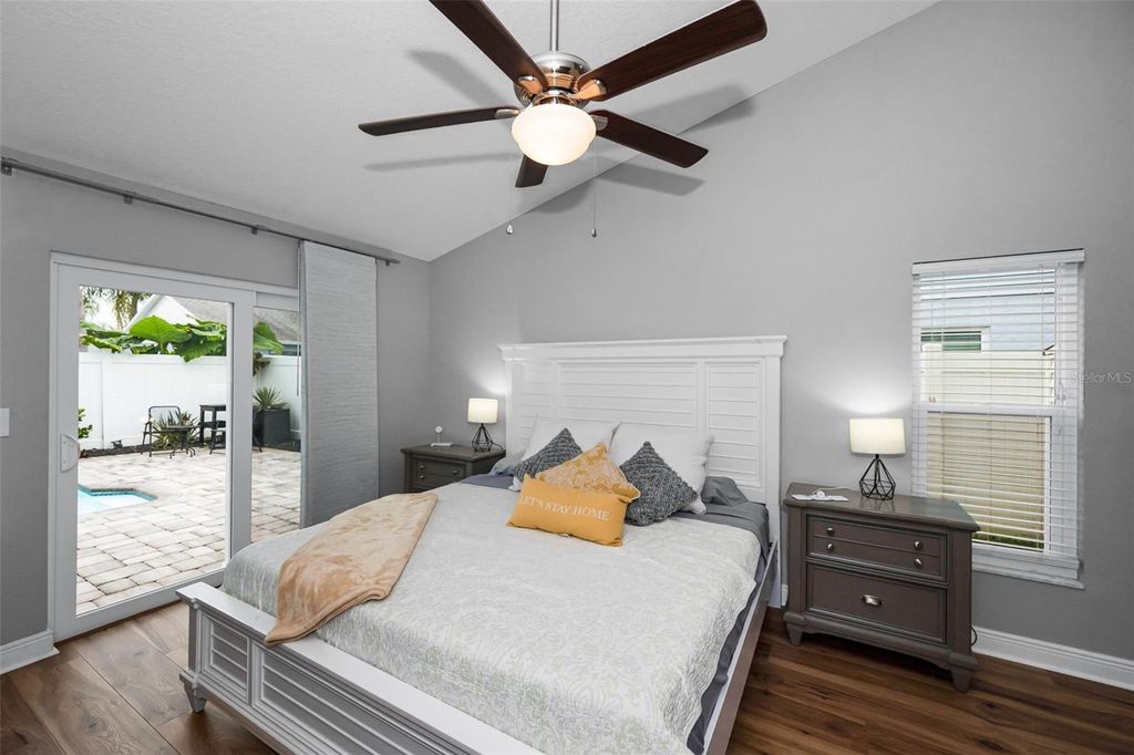 Image 20 of property listing at 11916 SNAPDRAGON ROAD, Tampa, FL 33635