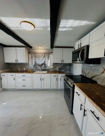 2 Mediterranean Lane, Norwich, CT 06360