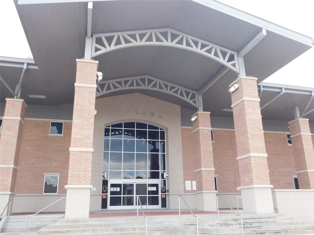 1517 Silverpines Road, Houston, TX 77062