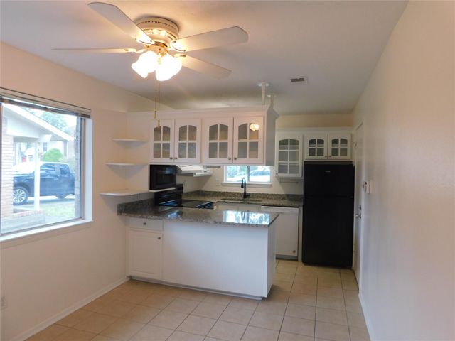 1517 Silverpines Road, Houston, TX 77062