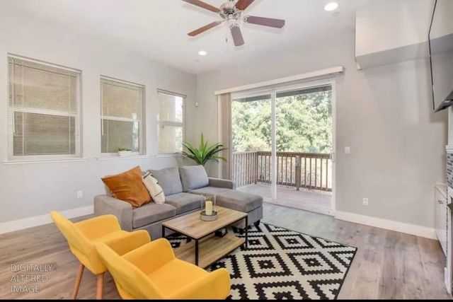 287 Mcdowell Ln, West Sacramento, CA 95605