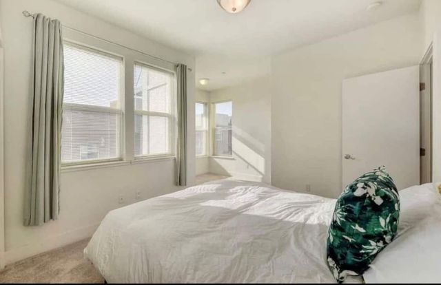 287 Mcdowell Ln, West Sacramento, CA 95605