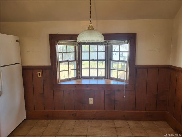 7 Hambletonian Avenue, Chester, NY 10918