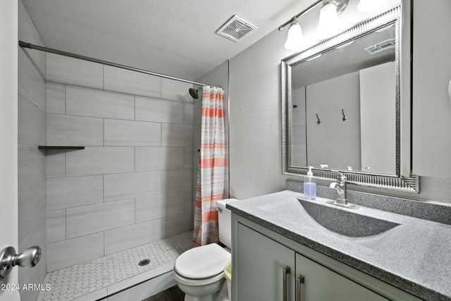 17009 E CALLE DEL ORO -- D, Fountain Hills, AZ 85268