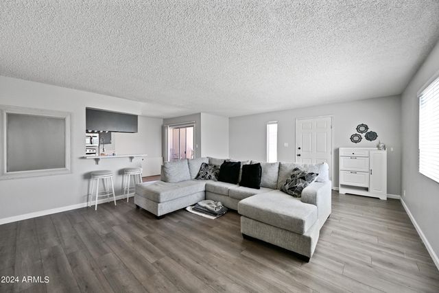 17009 E CALLE DEL ORO -- D, Fountain Hills, AZ 85268