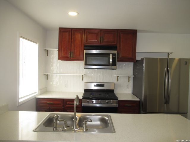 313 Natalen, San Antonio, TX 78209